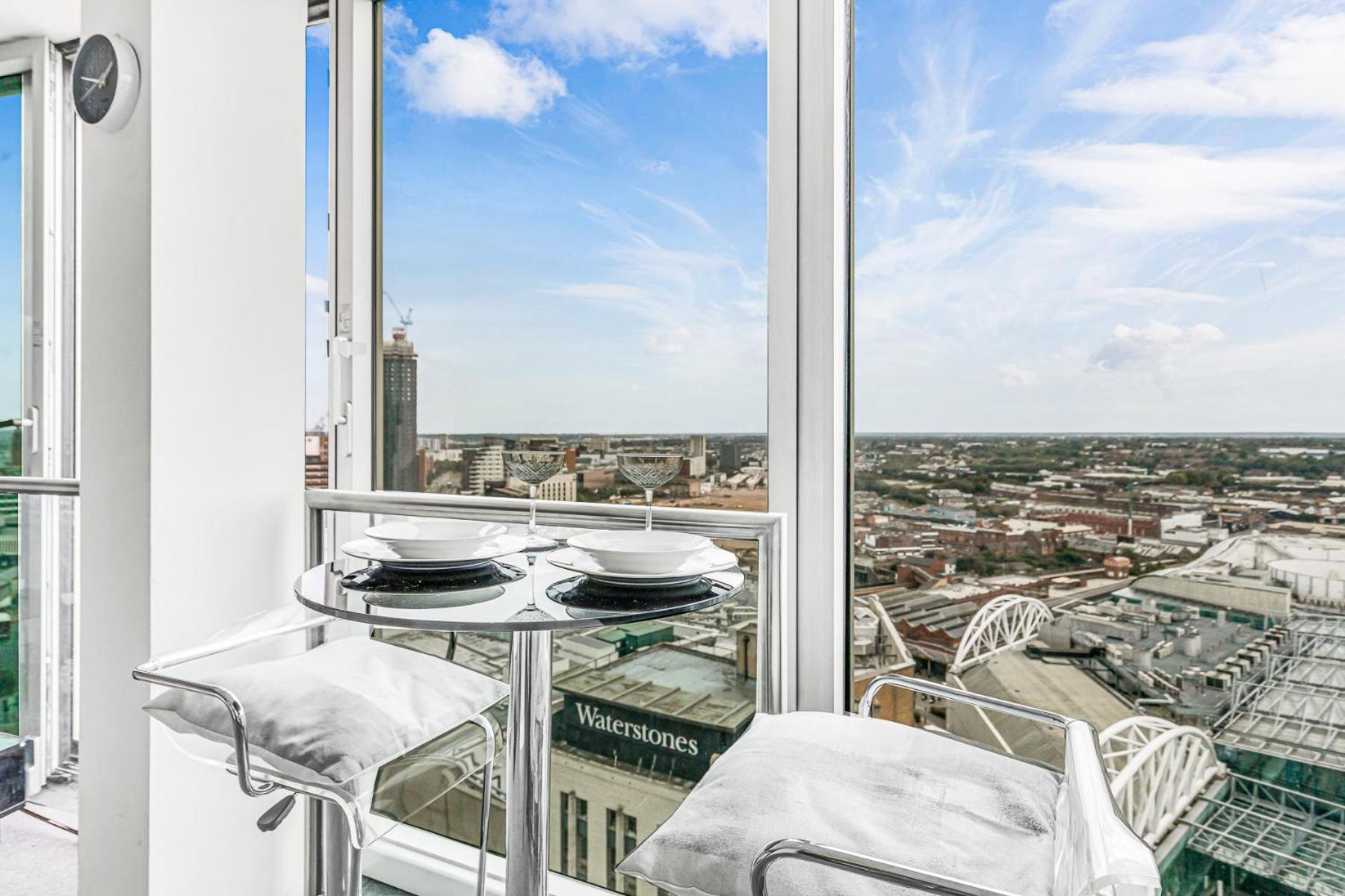 2-Bed Studio At The Heart Of Birmingham City Center Εξωτερικό φωτογραφία